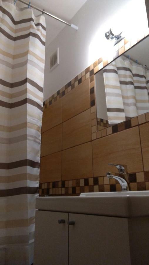 Gesztenyes Apartman 미슈콜츠 외부 사진