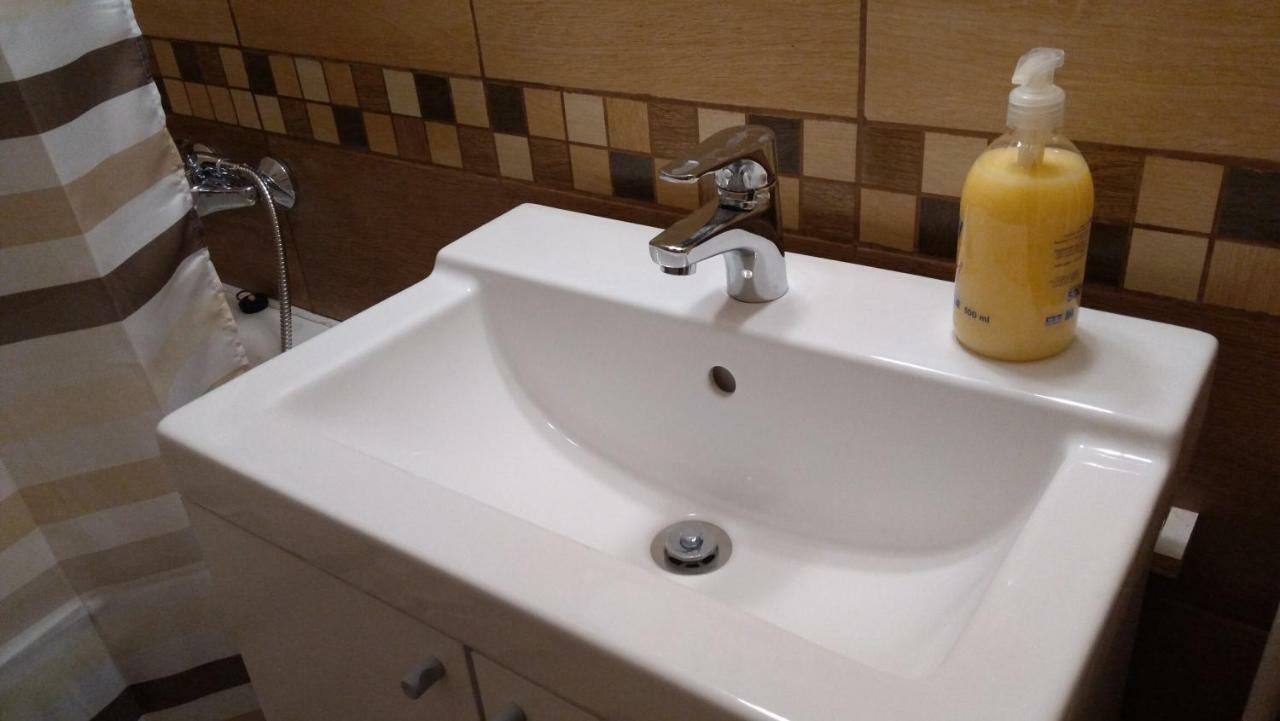 Gesztenyes Apartman 미슈콜츠 외부 사진