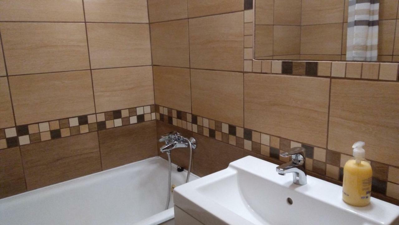 Gesztenyes Apartman 미슈콜츠 외부 사진