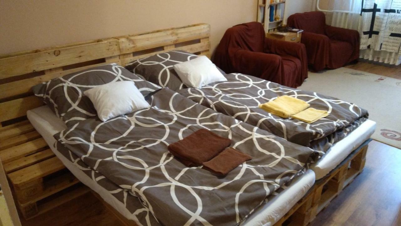 Gesztenyes Apartman 미슈콜츠 외부 사진
